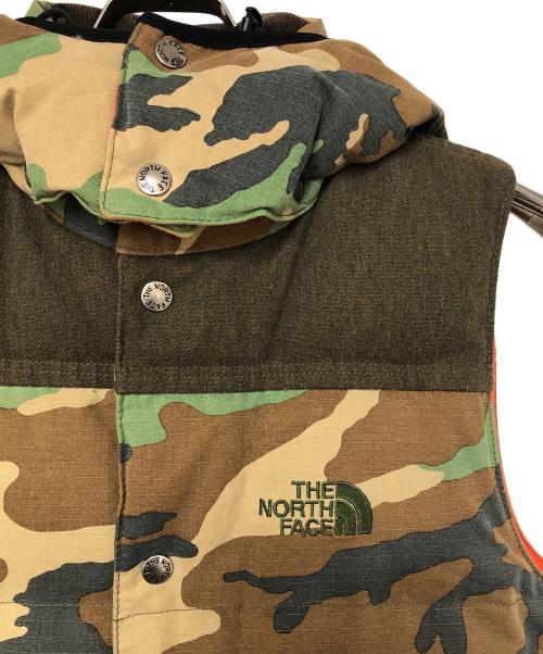 THE NORTH FACE（ザ ノース フェイス）THE NORTH FACE (ザ ノース フェイス) eYe COMME des GARCONS JUNYAWATANABE MAN (アイ コム デ ギャルソン ジュンヤ ワタナベ マン) ダウンベスト ブラウン×グリーン サイズ:XSの古着・服飾アイテム