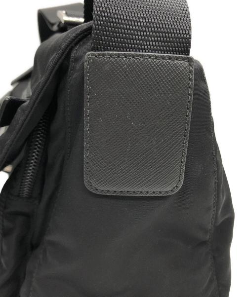 PRADA（プラダ）PRADA (プラダ) ナイロンショルダーバッグ ブラックの古着・服飾アイテム