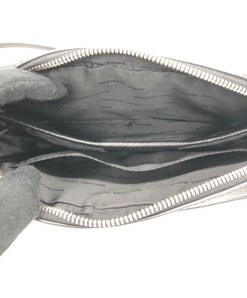 MICHAEL KORS（マイケル・コース）MICHAEL KORS (マイケルコース) ショルダーバッグ ブラックの古着・服飾アイテム