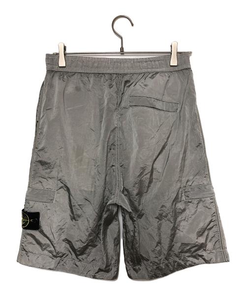 STONE ISLAND（ストーンアイランド）STONE ISLAND (ストーンアイランド) ハーフパンツ グレー サイズ:SIZE W29の古着・服飾アイテム