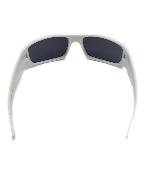 OAKLEY（オークリー）OAKLEY (オークリー) サングラス ホワイトの古着・服飾アイテム