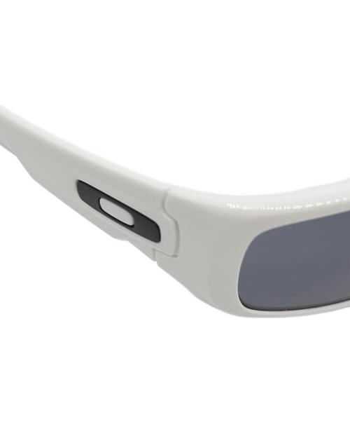 OAKLEY（オークリー）OAKLEY (オークリー) サングラス ホワイトの古着・服飾アイテム