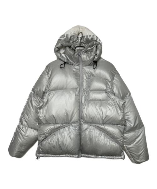 SUPREME（シュプリーム）SUPREME (シュプリーム) ダウンジャケット ホワイト×シルバー サイズ:SIZE Mの古着・服飾アイテム