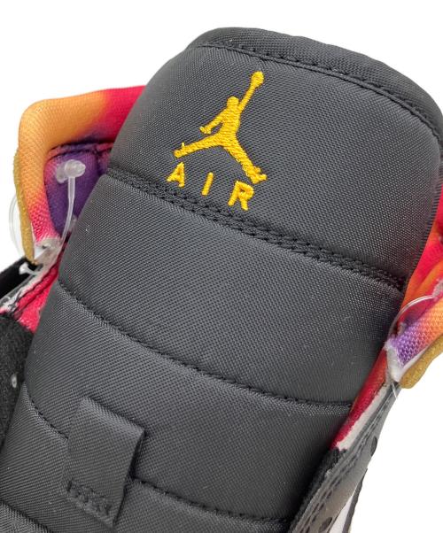 NIKE（ナイキ）NIKE (ナイキ) AIR JORDAN 1 MID SE ホワイト×ブラック サイズ:26.5㎝の古着・服飾アイテム