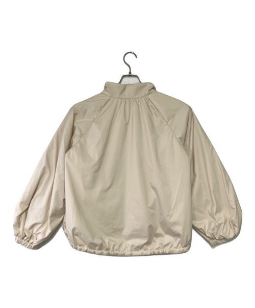 BLUE LABEL CRESTBRIDGE（ブルーレーベルクレストブリッジ）BLUE LABEL CRESTBRIDGE (ブルーレーベルクレストブリッジ) コンパクトパウダータフタブルゾン ベージュ サイズ:SIZE 38の古着・服飾アイテム