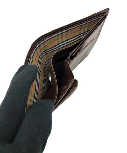 BURBERRY（バーバリー）BURBERRY (バーバリー) 2つ折り財布 ブラウンの古着・服飾アイテム