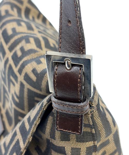 FENDI（フェンディ）FENDI (フェンディ) ショルダーバッグ ブラウンの古着・服飾アイテム