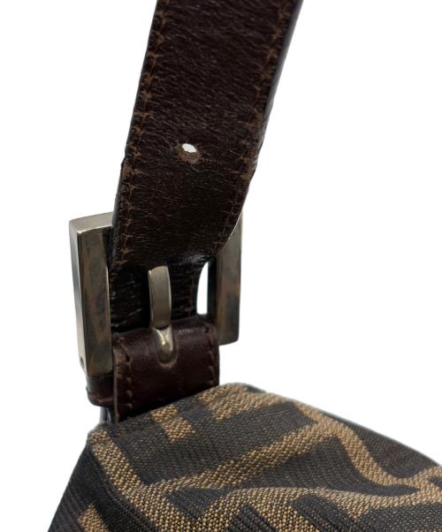 FENDI（フェンディ）FENDI (フェンディ) ショルダーバッグ ブラウンの古着・服飾アイテム