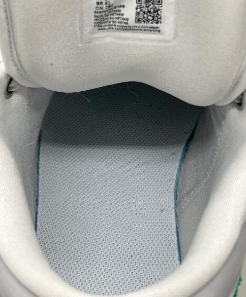 NIKE（ナイキ）NIKE (ナイキ) スニーカー グレー サイズ:SIZE 28cmの古着・服飾アイテム