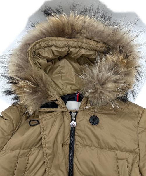 MONCLER（モンクレール）MONCLER (モンクレール) ベルト付きダウンコート カーキ サイズ:SIZE 0(XS)の古着・服飾アイテム