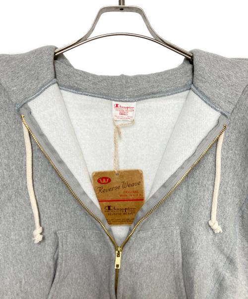 Champion（チャンピオン）Champion (チャンピオン) ジップパーカー グレー サイズ:S 未使用品の古着・服飾アイテム