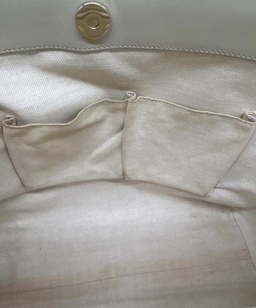 GUCCI（グッチ）GUCCI (グッチ) トートバッグ アイボリー×ブラウンの古着・服飾アイテム