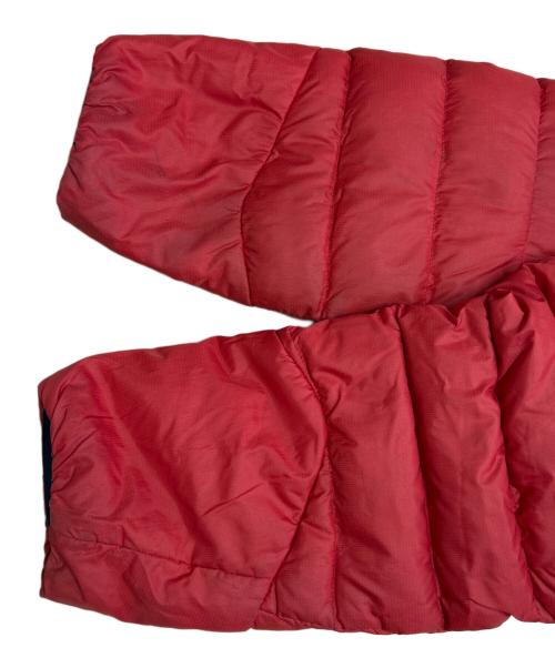 ARC'TERYX（アークテリクス）ARC'TERYX (アークテリクス) ダウンジャケット レッド サイズ:SIZE Sの古着・服飾アイテム