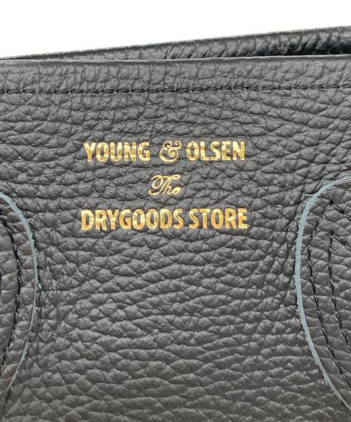 YOUNG & OLSEN The DRYGOODS STORE（ヤングアンドオルセン ザ ドライグッズストア）YOUNG & OLSEN The DRYGOODS STORE (ヤングアンドオルセン ザ ドライグッズストア) DISNEY (ディズニー) 別注2WAYトートバッグ ブラックの古着・服飾アイテム