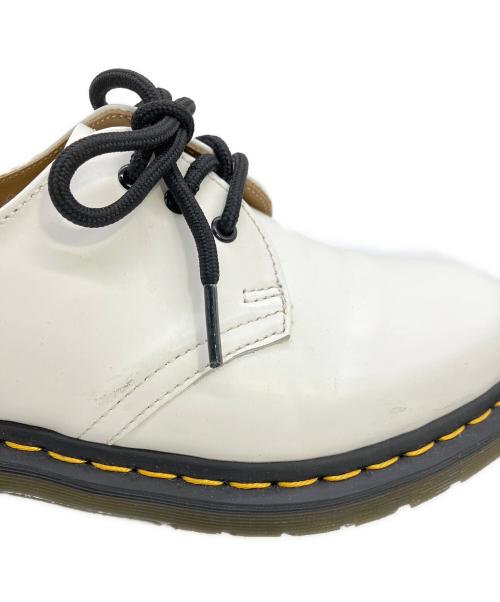 Dr.Martens（ドクターマーチン）Dr.Martens (ドクターマーチン) 3ホールシューズ ホワイト サイズ:24cmの古着・服飾アイテム