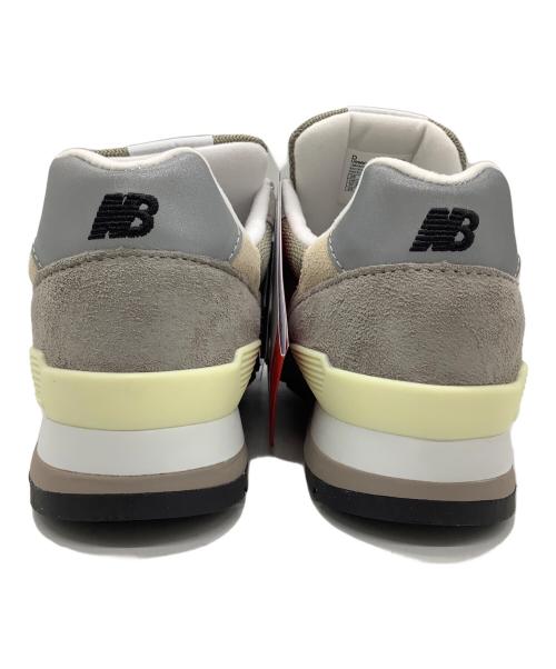 NEW BALANCE（ニューバランス）NEW BALANCE (ニューバランス) ローカットスニーカー グレー×ベージュ サイズ:23㎝ 未使用品の古着・服飾アイテム