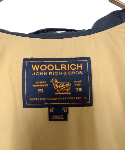 WOOLRICH（ウールリッチ）WOOLRICH (ウールリッチ) ダウンジャケット ネイビー サイズ:XSの古着・服飾アイテム