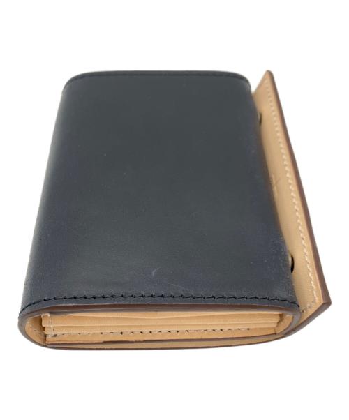 M+（エムピウ）M+ (エムピウ) 3つ折り財布 ブラック 未使用品の古着・服飾アイテム