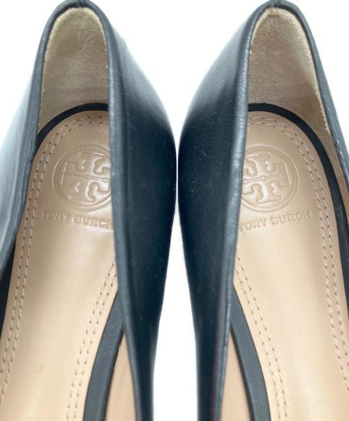 TORY BURCH（トリーバーチ）TORY BURCH (トリーバーチ) パンプス ブラック サイズ:US8.5の古着・服飾アイテム