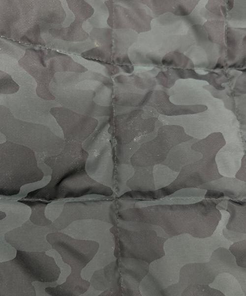 MONCLER GRENOBLE（モンクレール グルノーブル）MONCLER GRENOBLE (モンクレール グルノーブル) ダウンジャケット ブラック×グリーン サイズ:SIZE 0（S）の古着・服飾アイテム