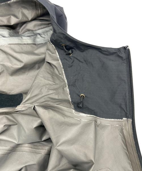 ARC'TERYX（アークテリクス）ARC'TERYX (アークテリクス) ベータSLジャケット ブラック サイズ:SIZE Sの古着・服飾アイテム