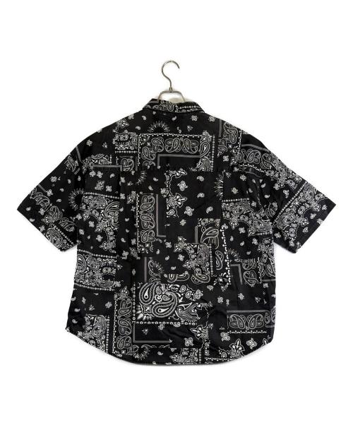 FREAK'S STORE（フリークスストア）FREAK'S STORE (フリークスストア) 半袖シャツ ホワイト×ブラック サイズ:SIZE Mの古着・服飾アイテム