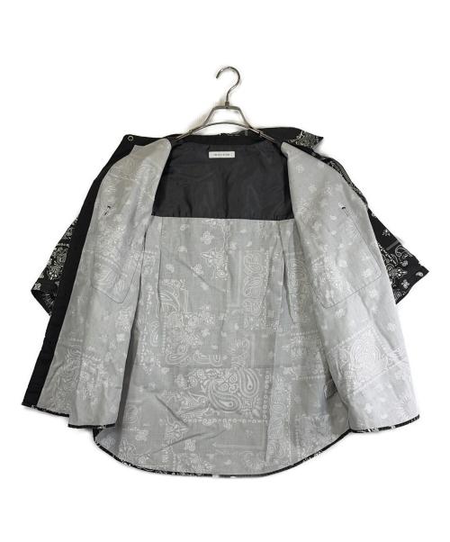FREAK'S STORE（フリークスストア）FREAK'S STORE (フリークスストア) 半袖シャツ ホワイト×ブラック サイズ:SIZE Mの古着・服飾アイテム