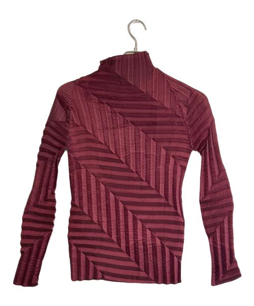 ISSEY MIYAKE（イッセイミヤケ）ISSEY MIYAKE (イッセイミヤケ) 長袖カットソー レッド サイズ:SIZE 2の古着・服飾アイテム