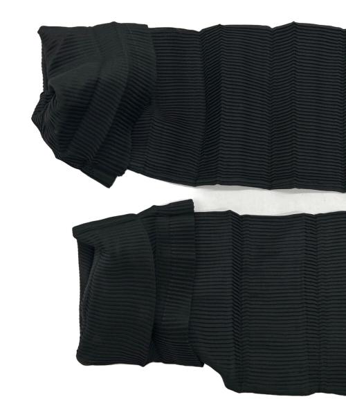 ISSEY MIYAKE（イッセイミヤケ）ISSEY MIYAKE (イッセイミヤケ) 薄手カーディガン ブラック サイズ:SIZE 2の古着・服飾アイテム