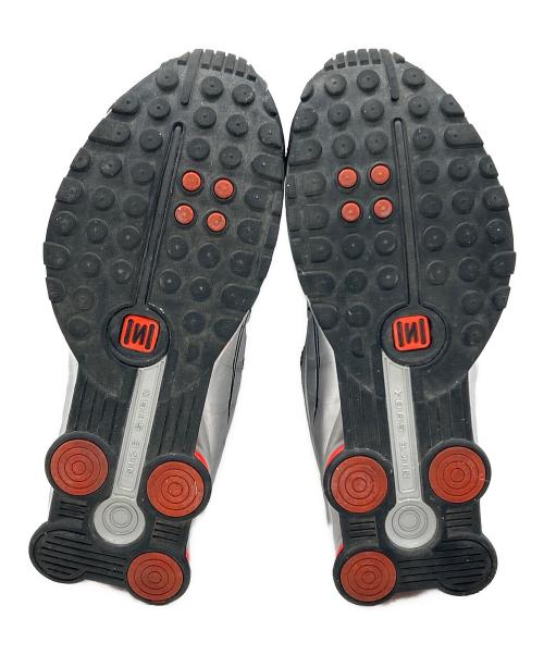 NIKE（ナイキ）NIKE (ナイキ) SHOX R4 METALLIC SILVER シルバー×ブラック サイズ:SIZE 28cmの古着・服飾アイテム