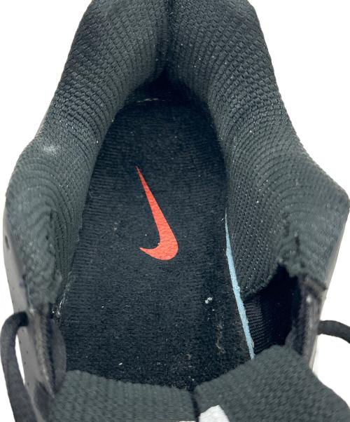 NIKE（ナイキ）NIKE (ナイキ) SHOX R4 METALLIC SILVER シルバー×ブラック サイズ:SIZE 28cmの古着・服飾アイテム