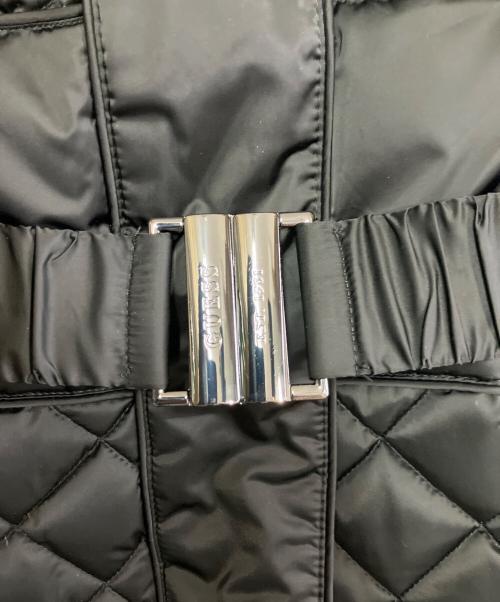 GUESS（ゲス）GUESS (ゲス) ダウンコート ブラック サイズ:XS 未使用品の古着・服飾アイテム