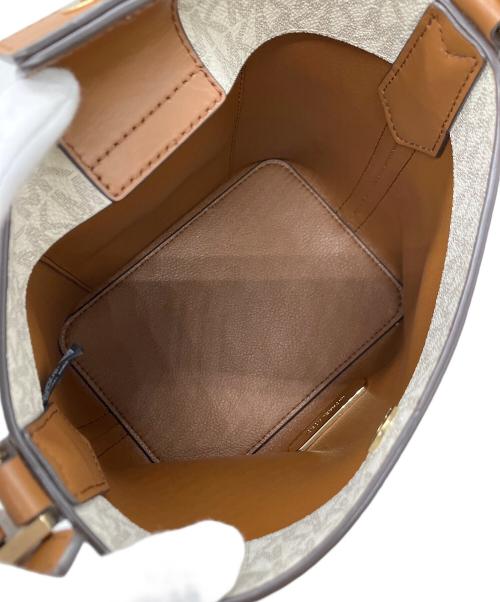 MICHAEL KORS（マイケル・コース）MICHAEL KORS (マイケル・コース) ショルダーバッグ ブラウン×ホワイトの古着・服飾アイテム