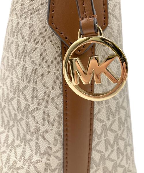 MICHAEL KORS（マイケル・コース）MICHAEL KORS (マイケル・コース) ショルダーバッグ ブラウン×ホワイトの古着・服飾アイテム