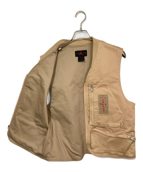 JORDAN（ジョーダン）JORDAN (ジョーダン) TRAVIS SCOTT (トラヴィススコット) ユーティリティベスト ベージュ サイズ:Mの古着・服飾アイテム