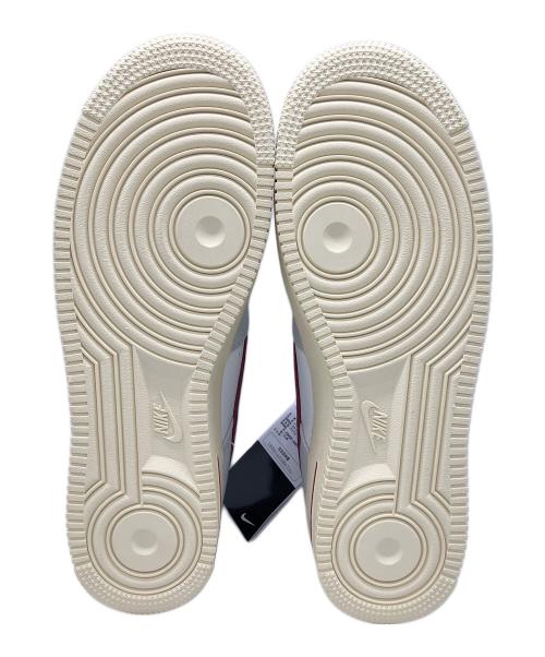 NIKE（ナイキ）NIKE (ナイキ) スニーカー ホワイト×レッド サイズ:29㎝ 未使用品の古着・服飾アイテム