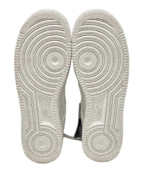 NIKE（ナイキ）NIKE (ナイキ) スニーカー ホワイト×ブラウン サイズ:29㎝ 未使用品の古着・服飾アイテム