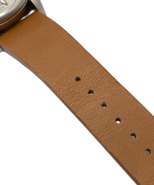 CITIZEN（シチズン）CITIZEN (シチズン) mont-bell (モンベル) 腕時計 ベージュの古着・服飾アイテム