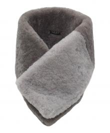 UGG（アグ）の古着「マフラー」｜ブラウン