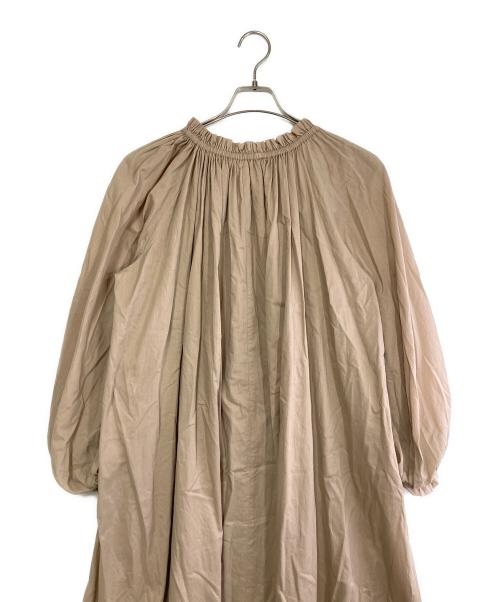 MARIHA（マリハ）MARIHA (マリハ) 長袖ワンピース ベージュ サイズ:Sの古着・服飾アイテム