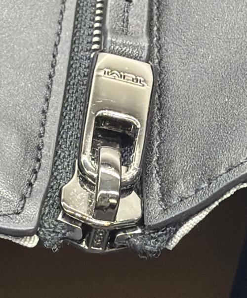 TUMI（トゥミ）TUMI (トゥミ) トートバッグ ブラックの古着・服飾アイテム