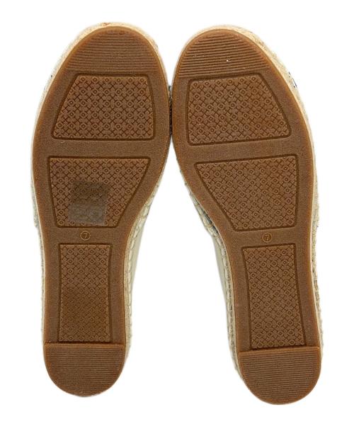 TORY BURCH（トリーバーチ）TORY BURCH (トリーバーチ) エスパドリーユ ホワイト×ネイビー サイズ:SIZE 7(24) 未使用品の古着・服飾アイテム