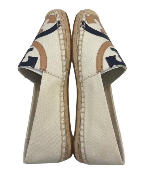 TORY BURCH（トリーバーチ）TORY BURCH (トリーバーチ) エスパドリーユ ホワイト×ネイビー サイズ:SIZE 7(24) 未使用品の古着・服飾アイテム