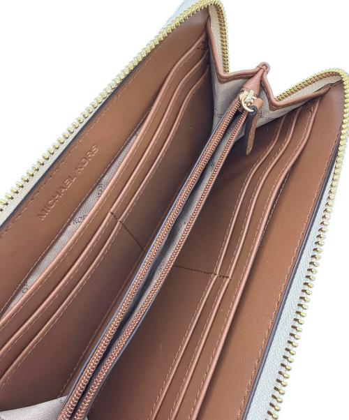 MICHAEL KORS（マイケル・コース）MICHAEL KORS (マイケル・コース) 長財布 ベージュ 未使用品の古着・服飾アイテム