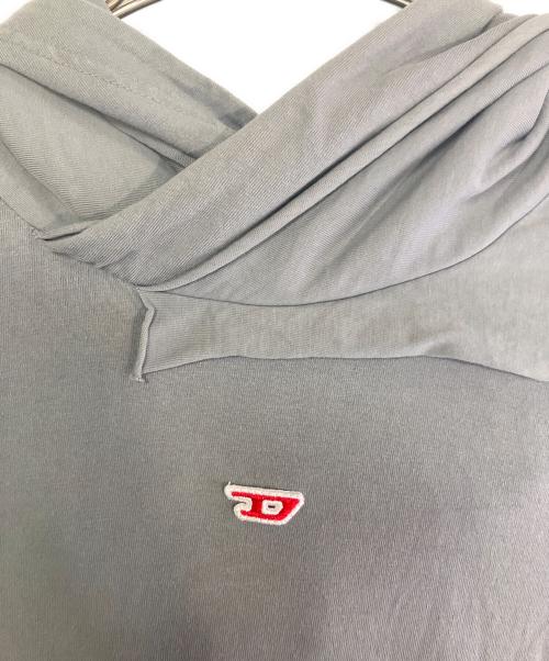 DIESEL（ディーゼル）DIESEL (ディーゼル) プルオーバーパーカー グレー サイズ:Lの古着・服飾アイテム
