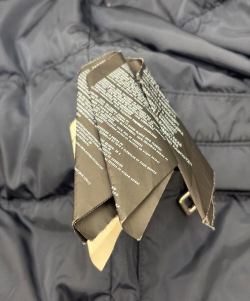 PRADA（プラダ）PRADA (プラダ) ダウンベスト ブラウン×ネイビー サイズ:SIZE 44(M)の古着・服飾アイテム