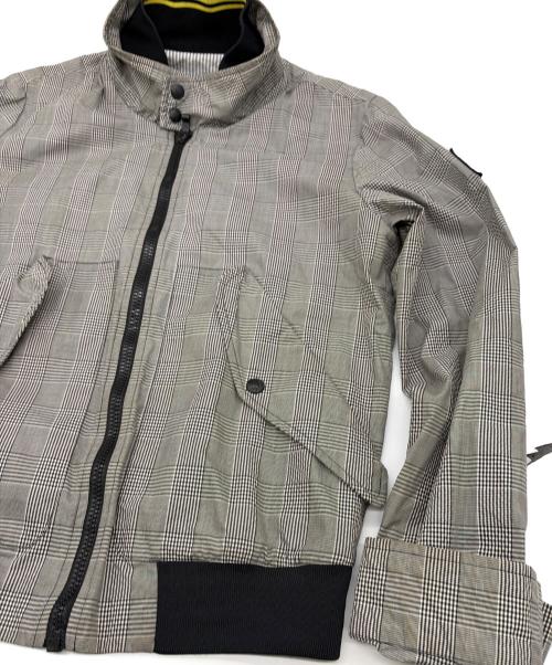 MONCLER GAMME BLEU（モンクレール ガム ブルー）MONCLER GAMME BLEU (モンクレール ガム ブルー) ジップジャケット グレー サイズ:SIZE 0（S）の古着・服飾アイテム