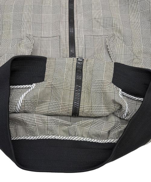 MONCLER GAMME BLEU（モンクレール ガム ブルー）MONCLER GAMME BLEU (モンクレール ガム ブルー) ジップジャケット グレー サイズ:SIZE 0（S）の古着・服飾アイテム