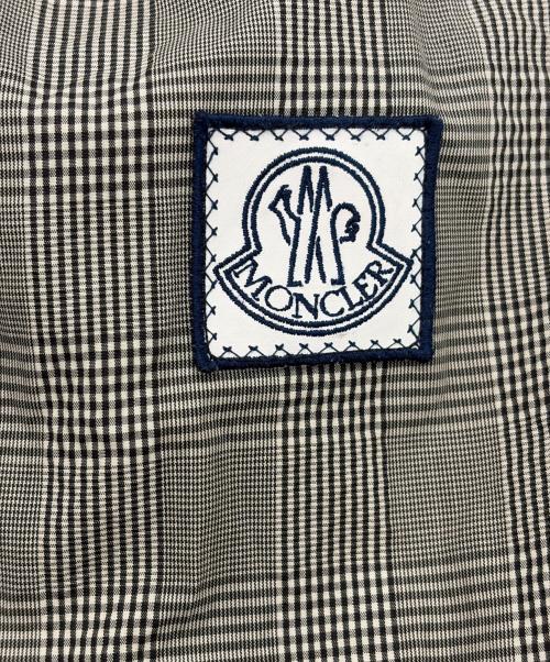 MONCLER GAMME BLEU（モンクレール ガム ブルー）MONCLER GAMME BLEU (モンクレール ガム ブルー) ジップジャケット グレー サイズ:SIZE 0（S）の古着・服飾アイテム