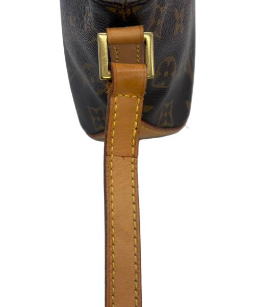 LOUIS VUITTON（ルイ ヴィトン）LOUIS VUITTON (ルイ ヴィトン) ショルダーポーチ ブラウンの古着・服飾アイテム
